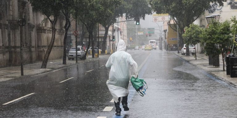 Sul, Sudeste e Centro-Oeste podem ter final de semana de chuva intensa sul,-sudeste-e-centro-oeste-podem-ter-final-de-semana-de-chuva-intensa