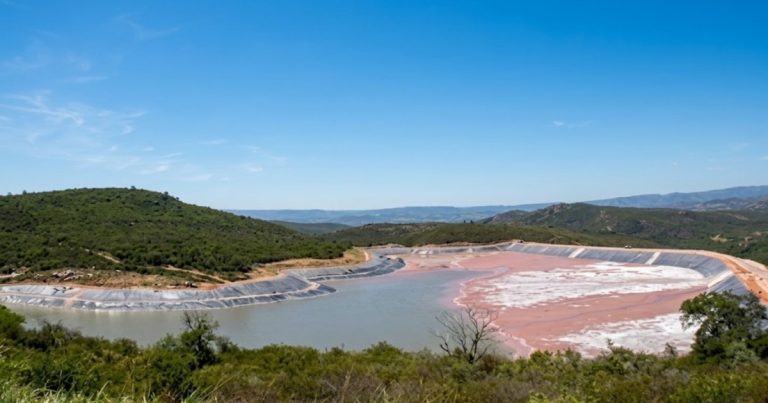 Bahia alcança 98% de digitalização na mineração, mas registra 39 casos de extração mineral ilegal nos últimos anos bahia-alcanca-98%-de-digitalizacao-na-mineracao,-mas-registra-39-casos-de-extracao-mineral-ilegal-nos-ultimos-anos