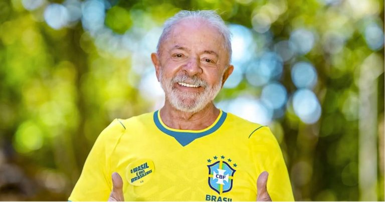 Lula aposta em boa campanha do Brasil e pede entrega da Seleção na Copa: “Coração na ponta da chuteira” lula-aposta-em-boa-campanha-do-brasil-e-pede-entrega-da-selecao-na-copa:-“coracao-na-ponta-da-chuteira”