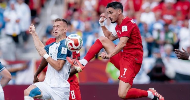 Sediando a Copa do Mundo pela primeira vez, Canadá encontra empate contra a Bósnia em estreia no torneio sediando-a-copa-do-mundo-pela-primeira-vez,-canada-encontra-empate-contra-a-bosnia-em-estreia-no-torneio