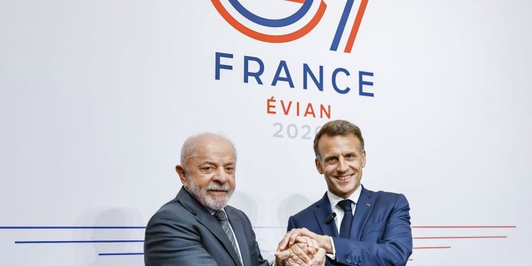 Lula tem encontros com presidentes da França e da Suíça lula-tem-encontros-com-presidentes-da-franca-e-da-suica
