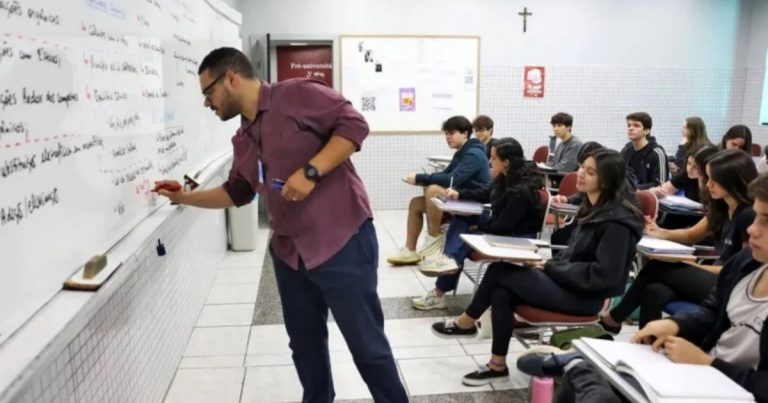 Prazo para instituições de ensino aderirem ao Fies do 2º semestre termina nesta segunda-feira prazo-para-instituicoes-de-ensino-aderirem-ao-fies-do-2o-semestre-termina-nesta-segunda-feira