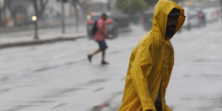Chuva na Rocinha superou em mais que duas vezes a média de junho chuva-na-rocinha-superou-em-mais-que-duas-vezes-a-media-de-junho