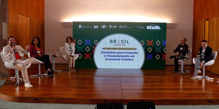 Decreto interministerial deve desenhar política de economia criativa decreto-interministerial-deve-desenhar-politica-de-economia-criativa
