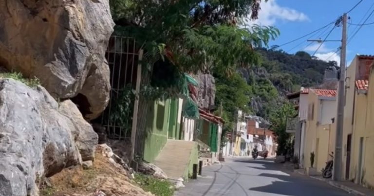 Nova decisão do TJ-BA suspende demolições de imóveis em Bom Jesus da Lapa nova-decisao-do-tj-ba-suspende-demolicoes-de-imoveis-em-bom-jesus-da-lapa