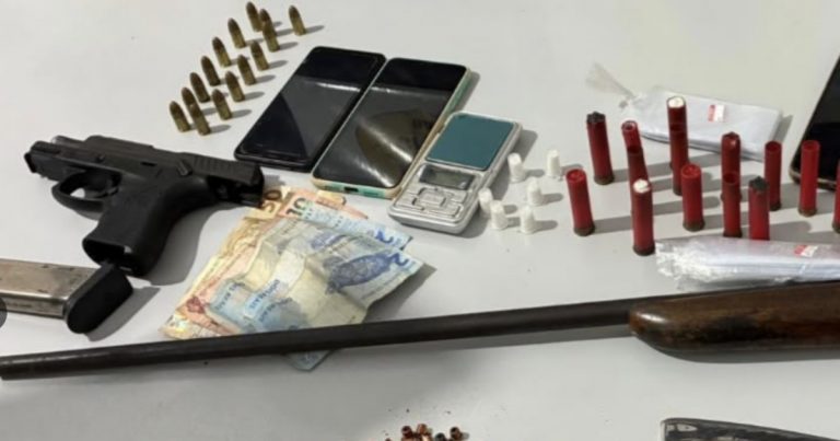 Polícia Civil cumpre mandados e apreende armas e drogas em operação nos municípios de Castro Alves e Santa Terezinha policia-civil-cumpre-mandados-e-apreende-armas-e-drogas-em-operacao-nos-municipios-de-castro-alves-e-santa-terezinha