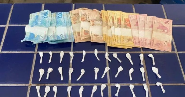 Homem é preso em Brumado após tentar jogar cocaína no chão homem-e-preso-em-brumado-apos-tentar-jogar-cocaina-no-chao