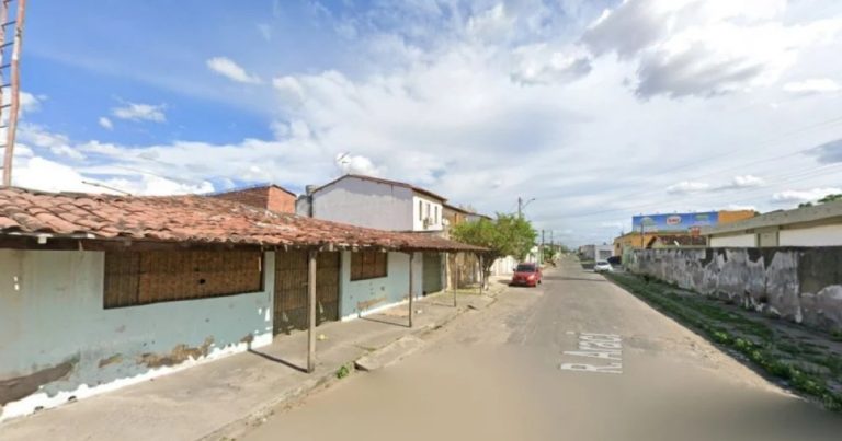 Homem em situação de rua morre após agressão em Feira de Santana homem-em-situacao-de-rua-morre-apos-agressao-em-feira-de-santana