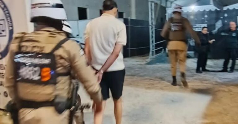 Autor de estupro da própria sobrinha de 10 anos de idade é localizado em Amargosa autor-de-estupro-da-propria-sobrinha-de-10-anos-de-idade-e-localizado-em-amargosa