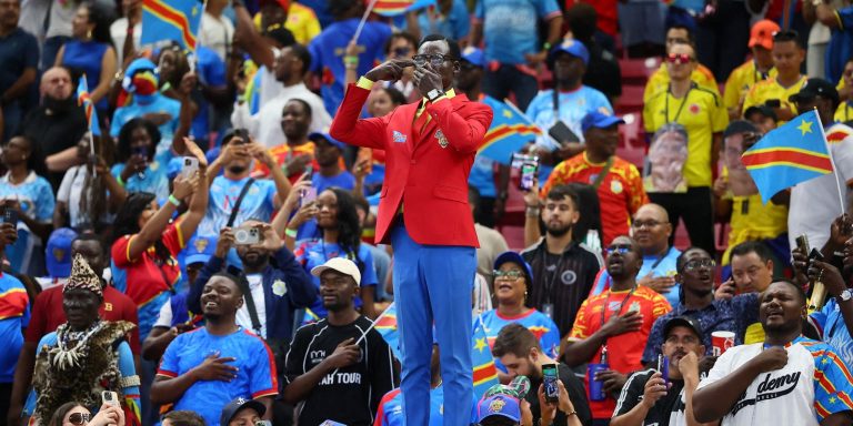 Congolês leva Lumumba para a Copa e celebra legado do pan-africanista congoles-leva-lumumba-para-a-copa-e-celebra-legado-do-pan-africanista