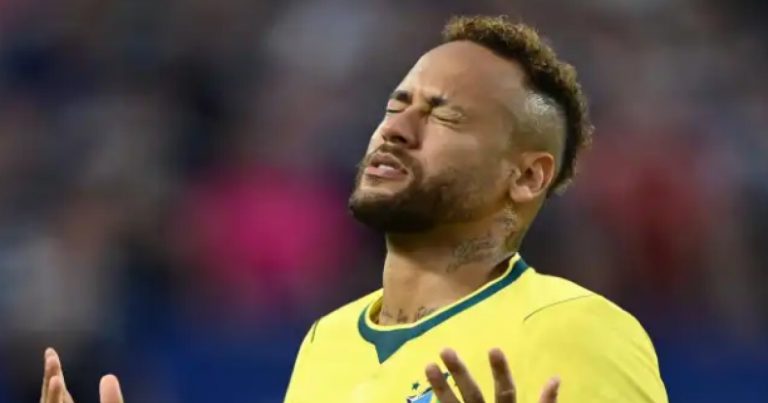neymar-entra-contra-a-escocia-e-volta-a-selecao-apos-quase-1000-dias