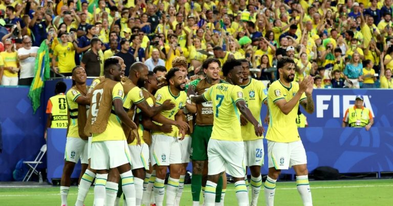 Servidores públicos terão turno reduzido em jogos no Brasil na Copa do Mundo; veja calendário servidores-publicos-terao-turno-reduzido-em-jogos-no-brasil-na-copa-do-mundo;-veja-calendario