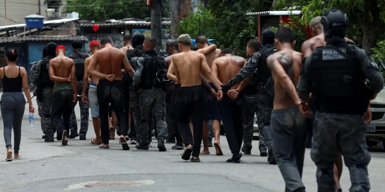 Operação Contenção: 17% dos policiais retiraram as câmeras corporais operacao-contencao:-17%-dos-policiais-retiraram-as-cameras-corporais