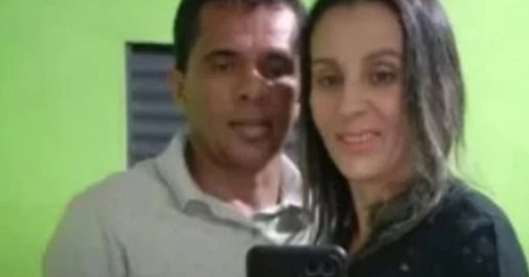 Mulher é morta pelo ex-companheiro dentro de ônibus no interior da Bahia mulher-e-morta-pelo-ex-companheiro-dentro-de-onibus-no-interior-da-bahia