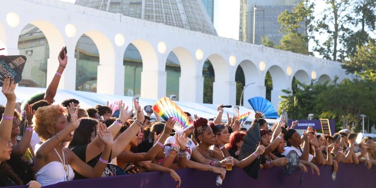 Parada LGBTQIA+ no Rio defende mais representantes no Legislativo parada-lgbtqia+-no-rio-defende-mais-representantes-no-legislativo