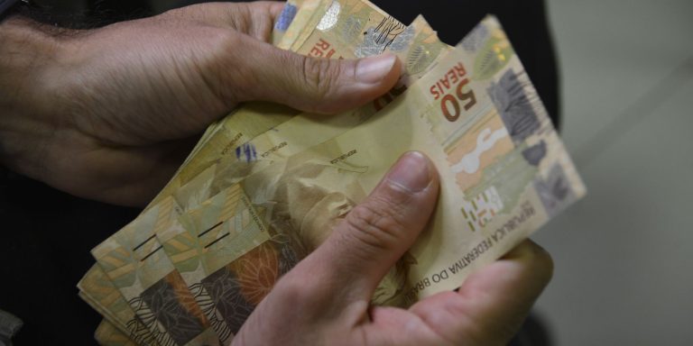 Caixa paga Bolsa Família a beneficiários com NIS de final 9 caixa-paga-bolsa-familia-a-beneficiarios-com-nis-de-final-9