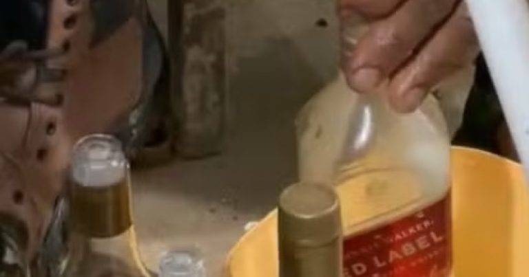 Comerciante é preso por suspeita de adulterar uísque importado durante Itapedro, em Itabuna comerciante-e-preso-por-suspeita-de-adulterar-uisque-importado-durante-itapedro,-em-itabuna