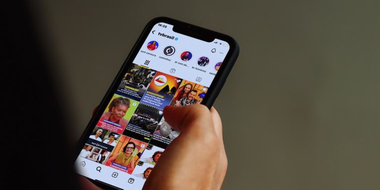 Redes sociais causam polarização e isolamento político em jovens redes-sociais-causam-polarizacao-e-isolamento-politico-em-jovens