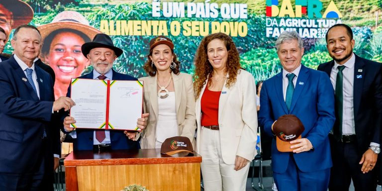 Melhor arma que um país pode ter é alimento, diz Lula melhor-arma-que-um-pais-pode-ter-e-alimento,-diz-lula