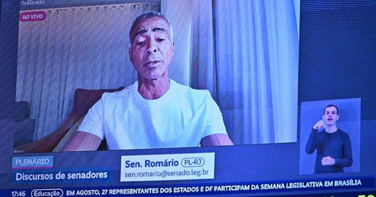 romario-anuncia-que-devolvera-salario-referente-ao-periodo-da-copa-do-mundo