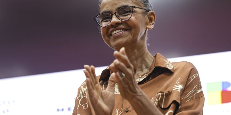 Marina Silva recebe maior condecoração da França em Brasília marina-silva-recebe-maior-condecoracao-da-franca-em-brasilia