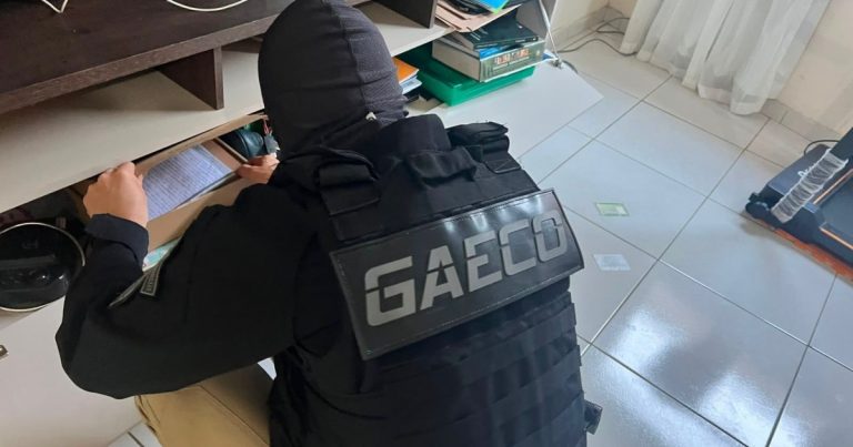 MP-BA deflagra operação para investigar suposto desvio de recursos da saúde em Eunápolis mp-ba-deflagra-operacao-para-investigar-suposto-desvio-de-recursos-da-saude-em-eunapolis