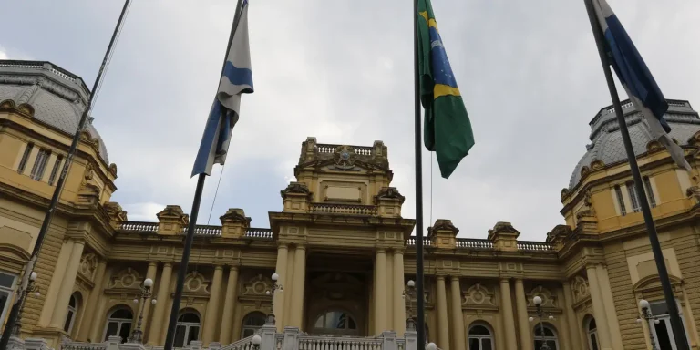 STF marca para 19 de agosto julgamento sobre sucessão no governo do RJ stf-marca-para-19-de-agosto-julgamento-sobre-sucessao-no-governo-do-rj