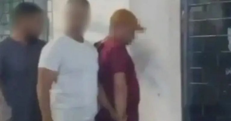 Suspeito de aliciar adolescente de 14 anos pelo WhatsApp é preso em flagrante em Muritiba suspeito-de-aliciar-adolescente-de-14-anos-pelo-whatsapp-e-preso-em-flagrante-em-muritiba