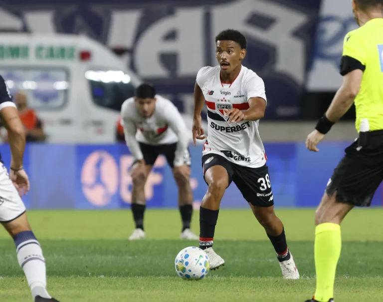 sao-paulo-empresta-volante-hugo-ao-futebol-japones;-veja-detalhes