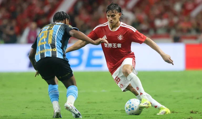 inter-e-gremio-definem-escalacoes-para-duelo-pela-copa-do-brasil;-confira