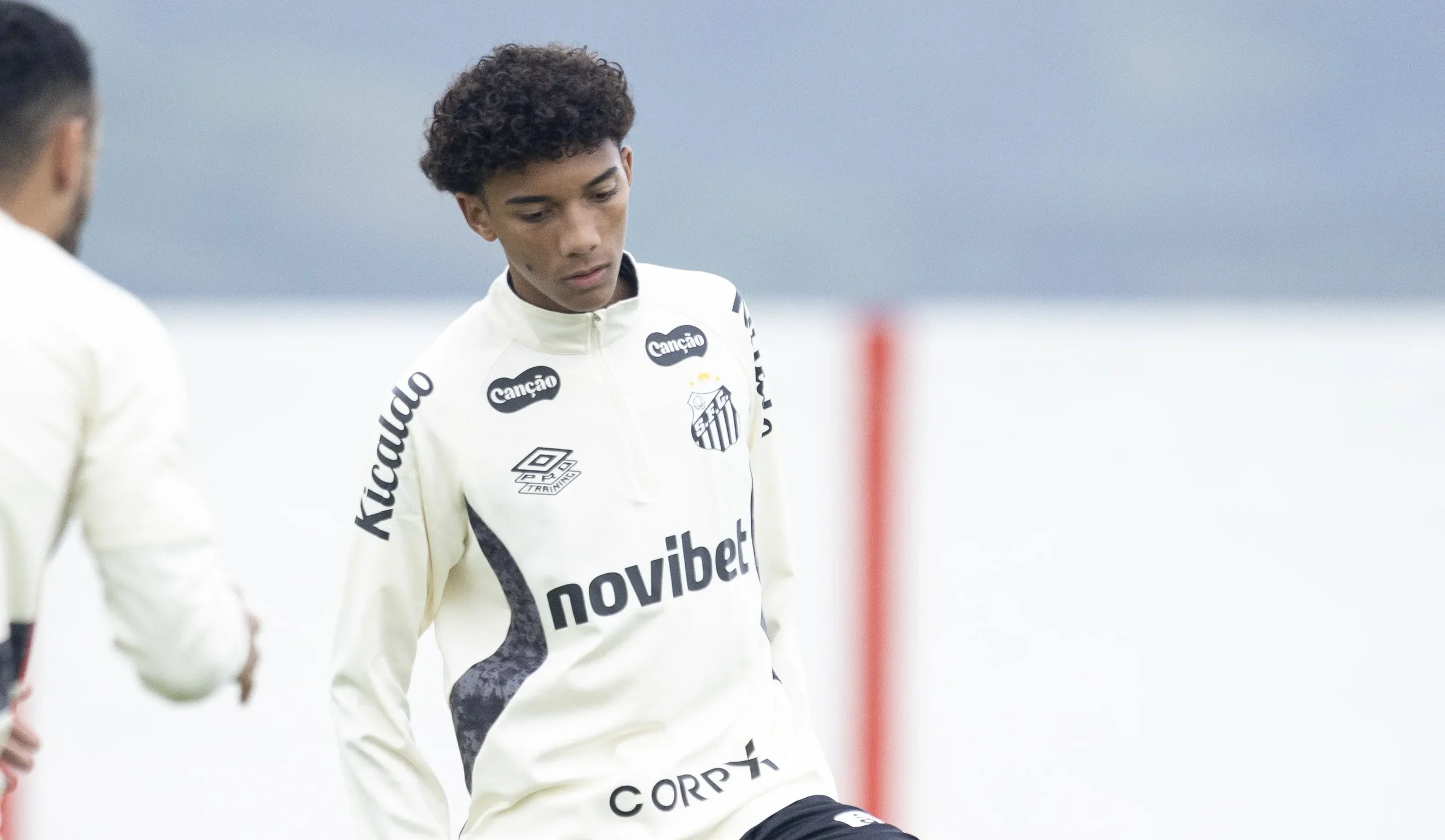 santos-recusa-proposta-de-clube-italiano-por-robinho;-entenda-motivo