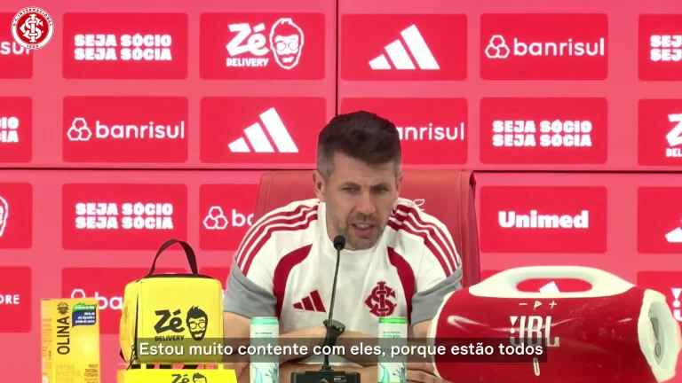 pezzolano-comenta-empate-no-gre-nal-453:-“e-normal-pelo-momento-dos-times”