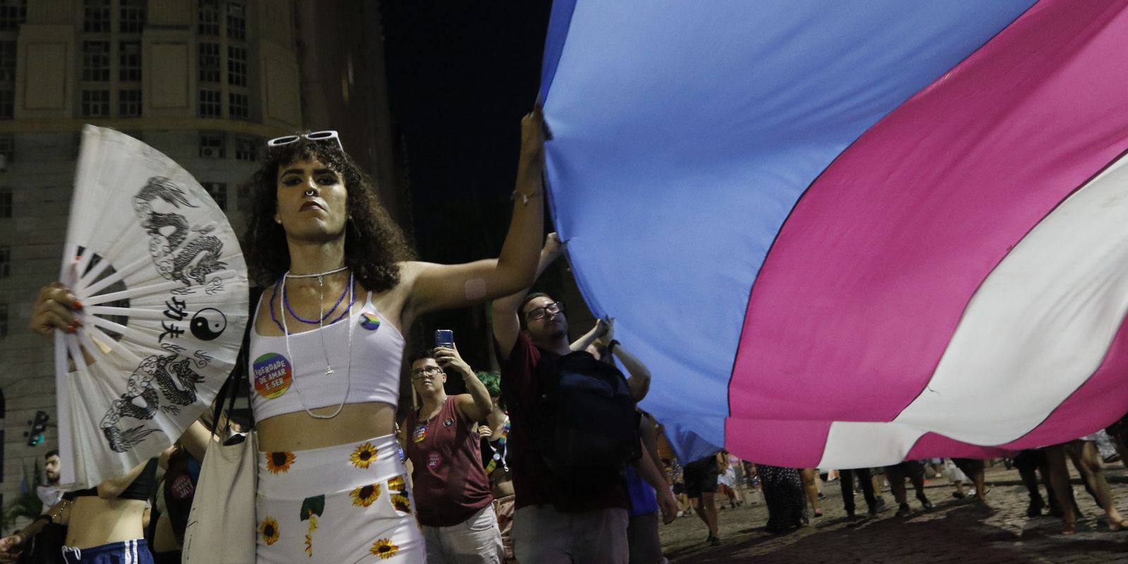 justica-obriga-governo-do-am-a-garantir-processo-transexualizador