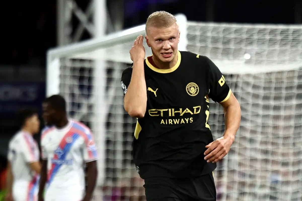 com-dois-de-haaland,-city-goleia-crystal-palace-e-dorme-lider-do-campeonato-ingles