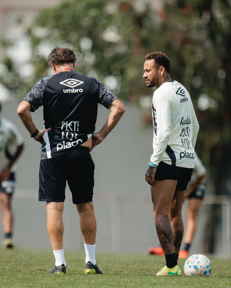escalacao:-neymar-volta-a-treinar-e-reforca-santos-contra-o-corinthians