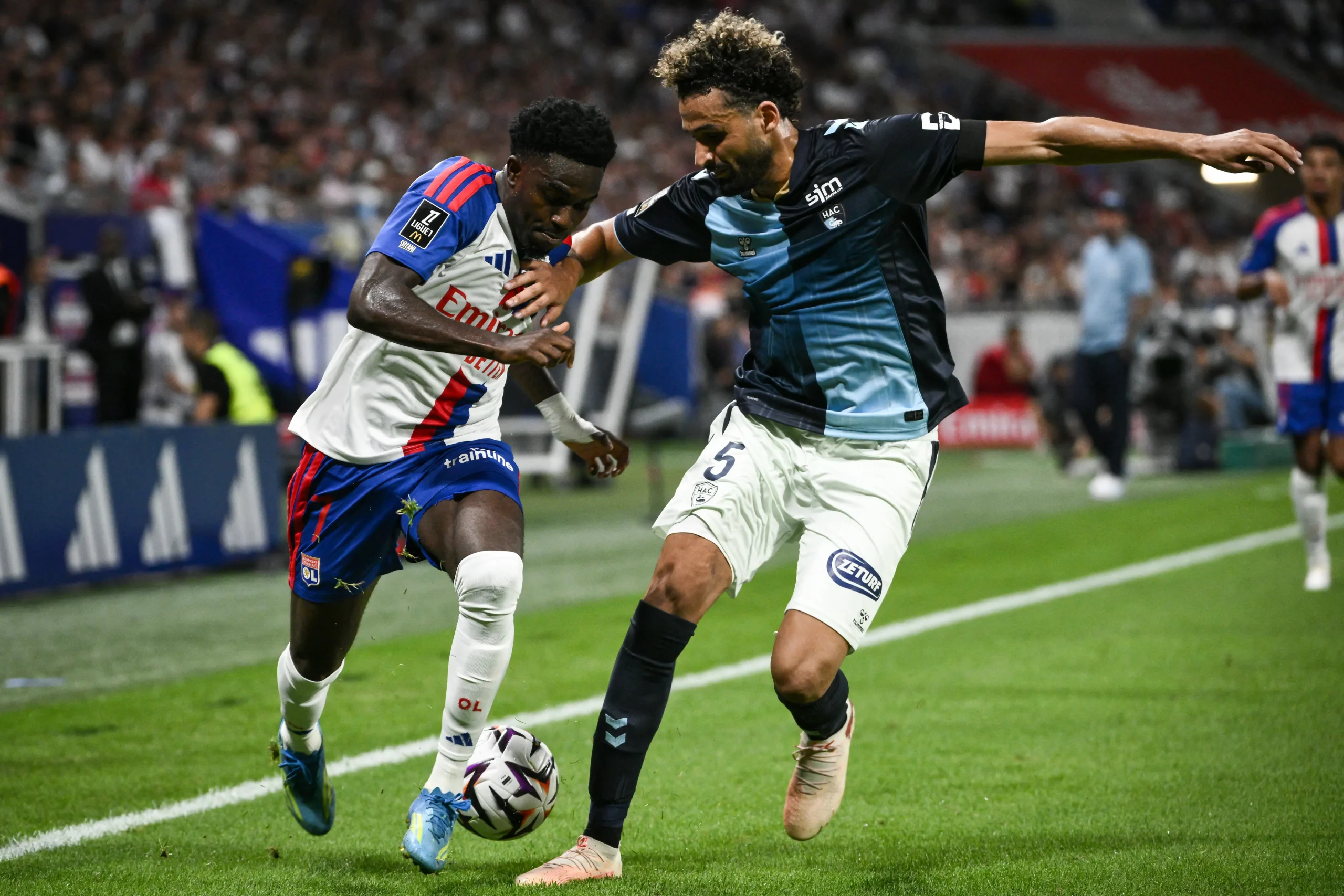 lyon-marca-no-fim-e-busca-empate-contra-o-le-havre-pelo-frances