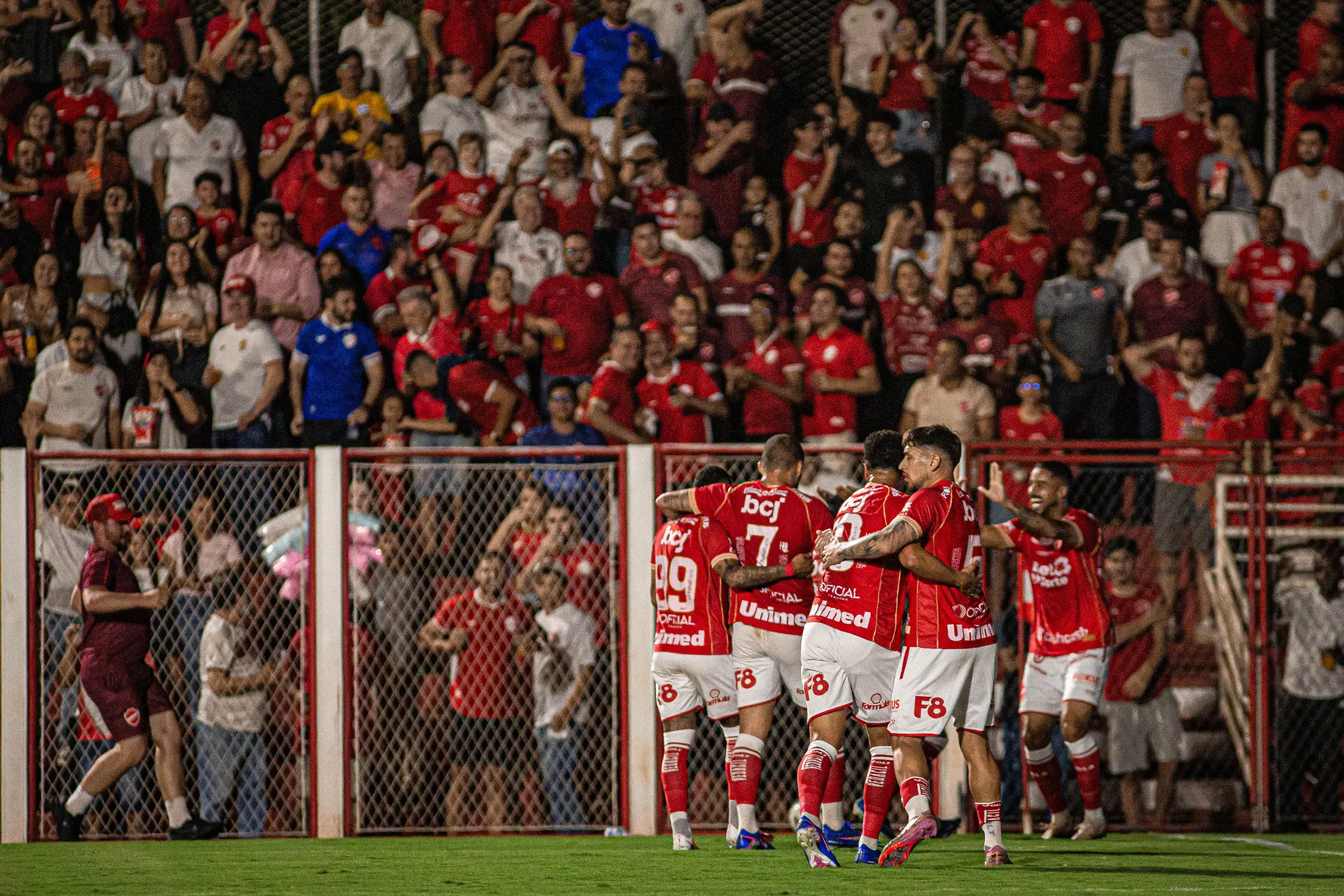 vila-nova-vence-ceara-e-assume-vice-lideranca-da-serie-b