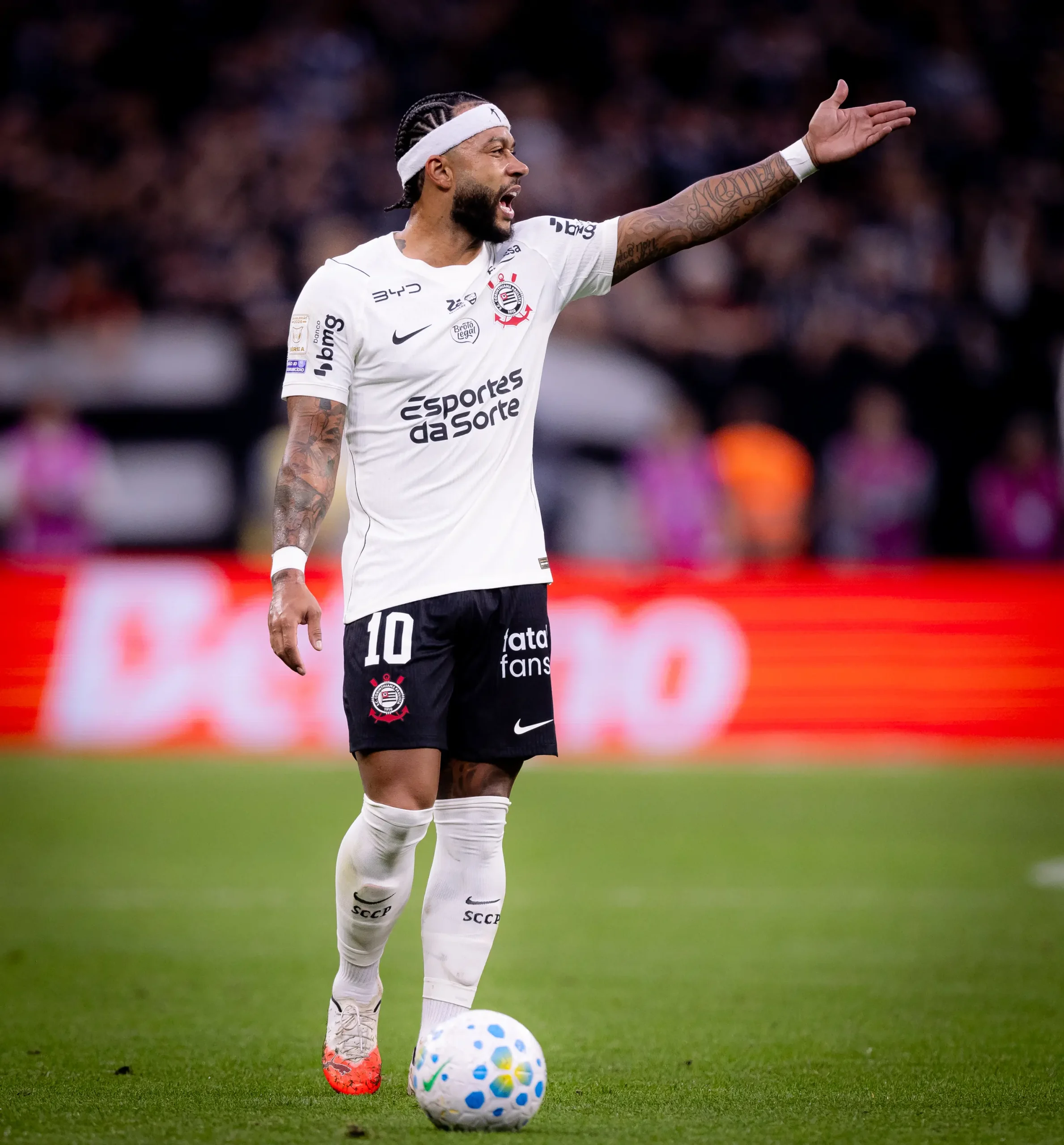 analise:-corinthians-decepciona-maior-publico-do-ano-em-derrota-no-classico