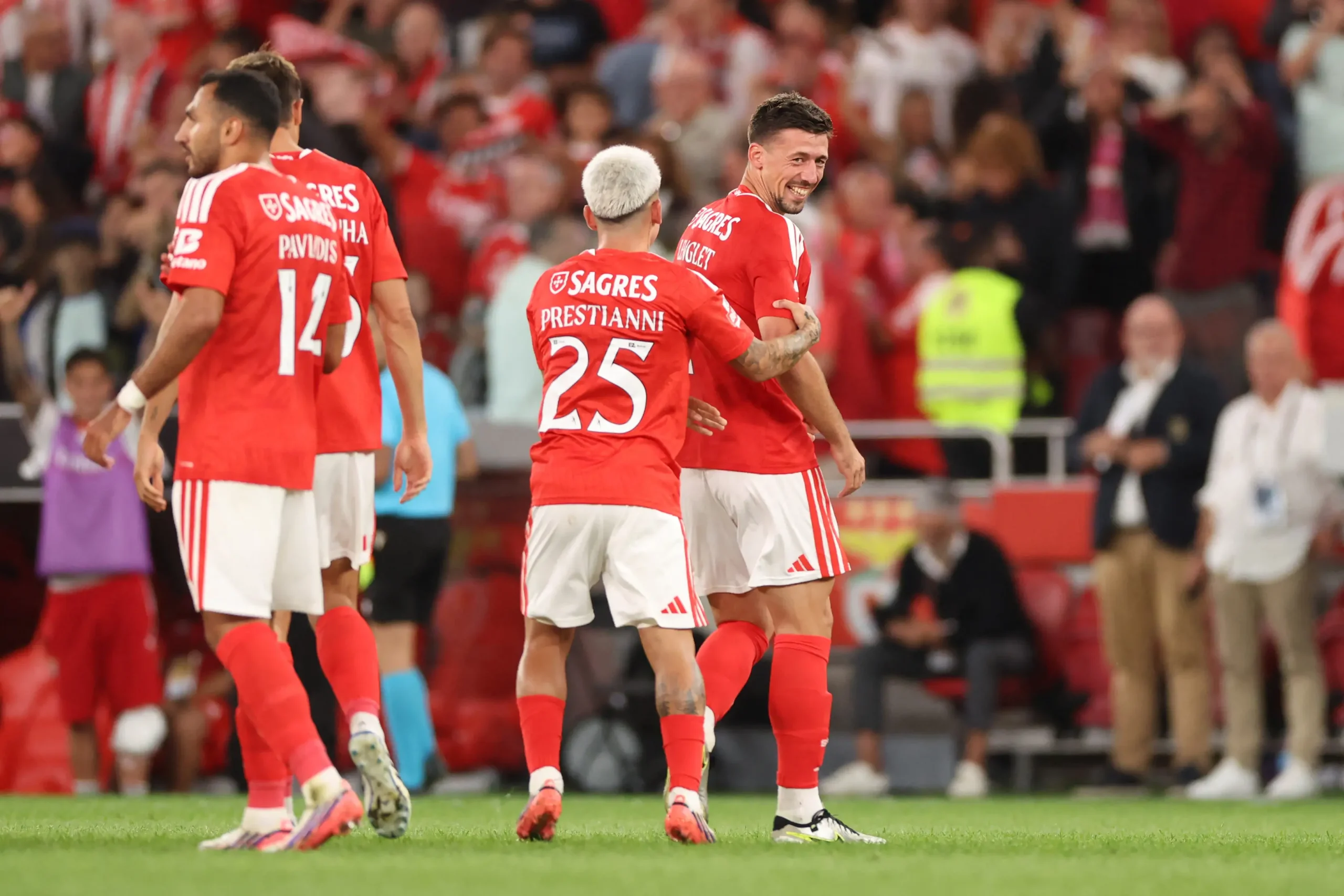 veja-fotos-de-benfica-x-estoril-pelo-campeonato-portugues