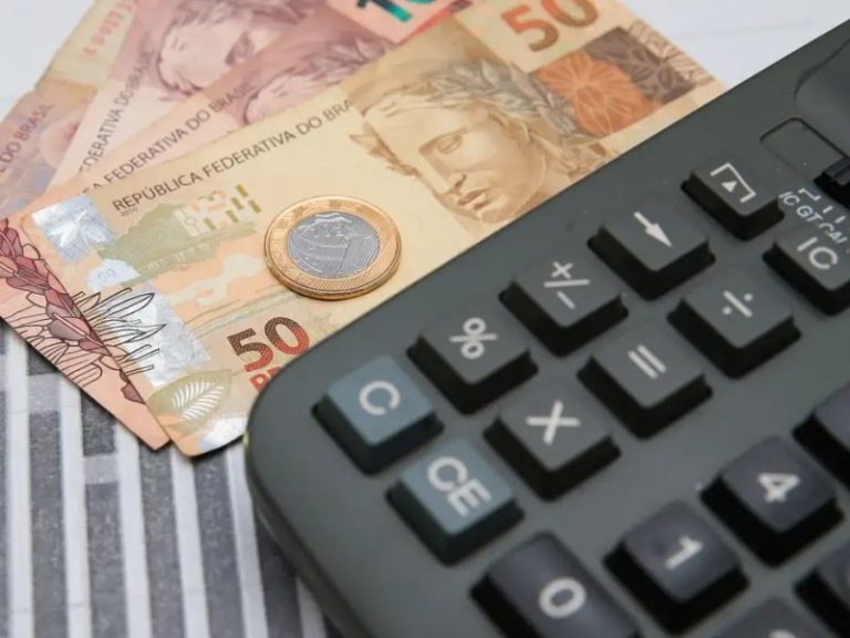 carga-tributaria-atinge-32,4%-do-pib-em-2025-e-alcanca-maior-nivel-da-serie-historica
