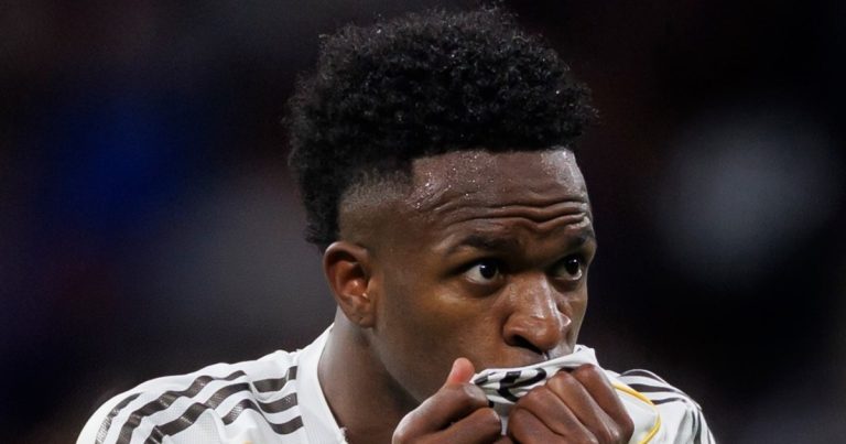 vini-jr-renova-com-o-real-madrid-ate-2032-e-encerra-novela-apos-interesse-do-arsenal