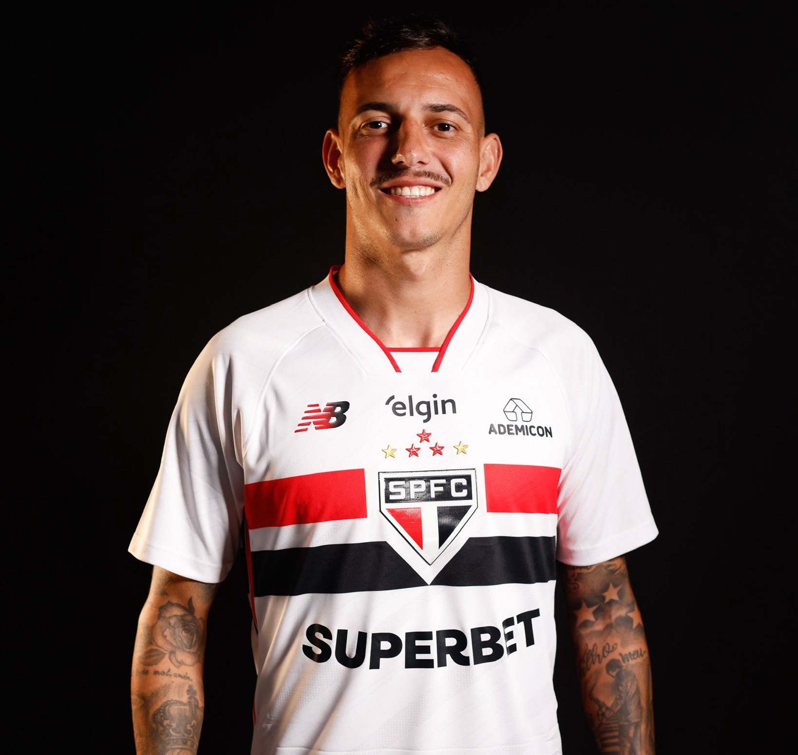iago-aparece-no-bid-e-fica-livre-para-estrear-pelo-sao-paulo
