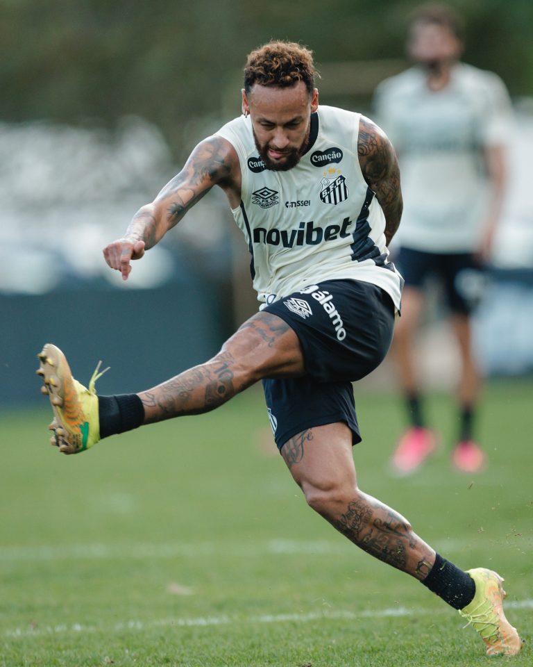 treino-do-santos:-veja-fotos-da-reapresentacao-no-ct-rei-pele-nesta-quinta-feira