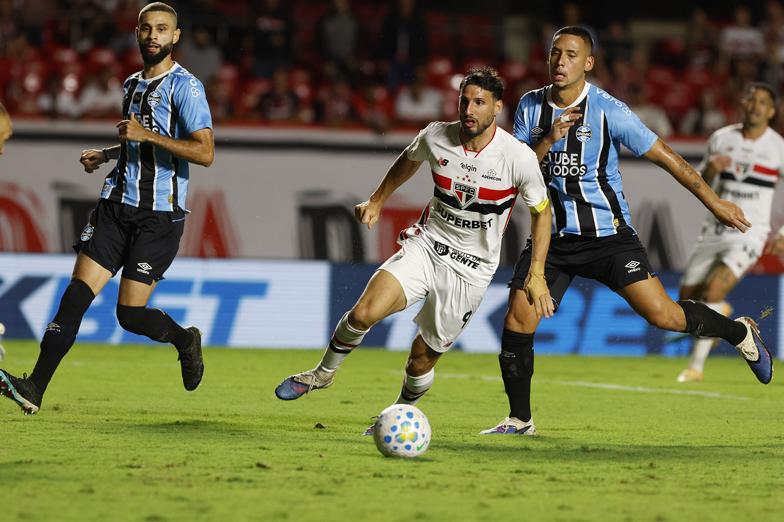 gremio-x-sao-paulo:-veja-onde-assistir-ao-jogo-pelo-brasileirao