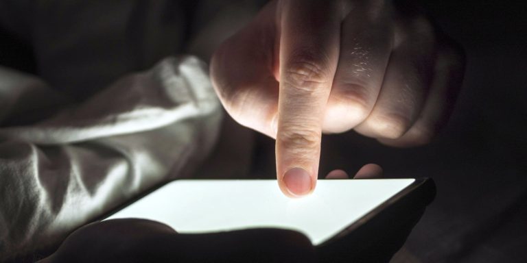 lei-amplia-punicao-a-crimes-sexuais-online-contra-criancas;-entenda