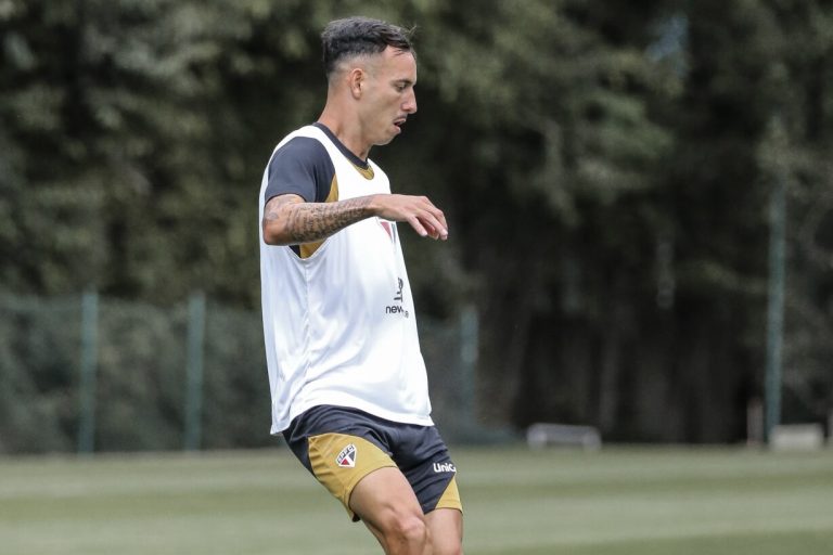 com-reforcos,-sao-paulo-encerra-preparacao-para-enfrentar-o-gremio