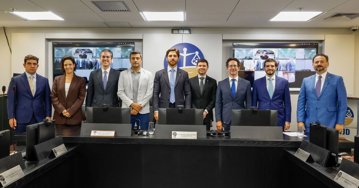 diretoria-de-arbitragem-da-cbf-e-stjd-debatem-acoes-para-melhorar-atuacao-da-arbitragem
