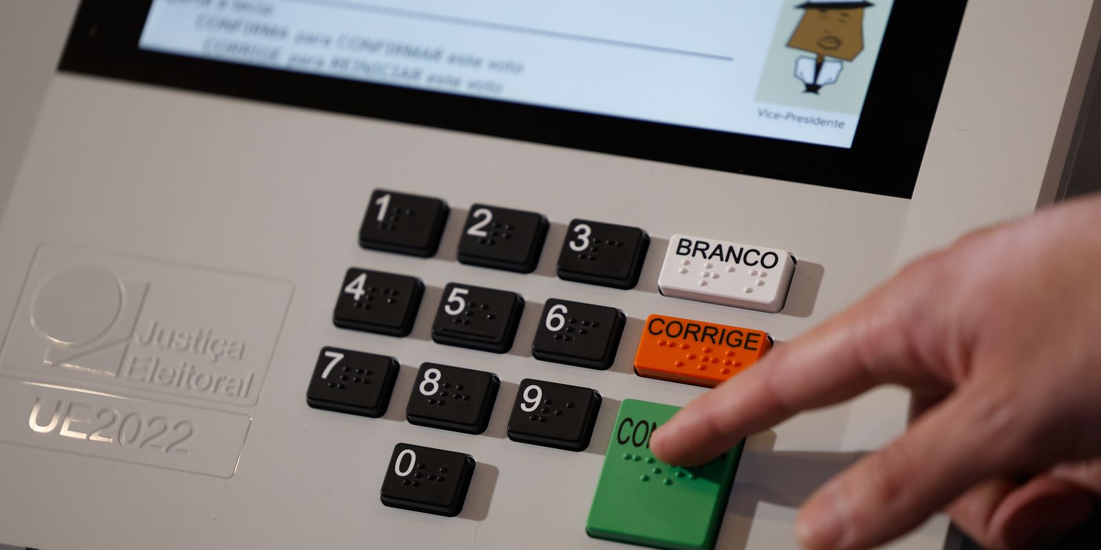 eleitores-podem-solicitar-voto-em-transito-ate-o-dia-20-de-agosto