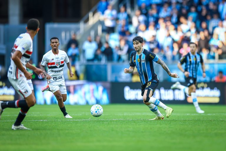 gremio-x-sao-paulo:-veja-fotos-da-partida-pelo-brasileirao