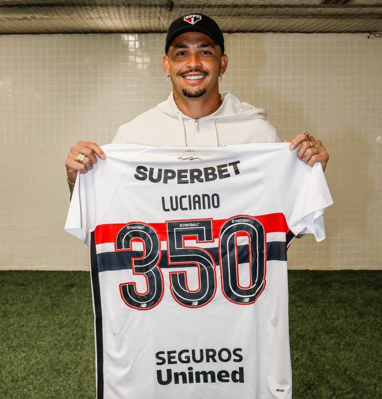 luciano-completa-350-jogos-pelo-sao-paulo-em-partida-contra-o-gremio